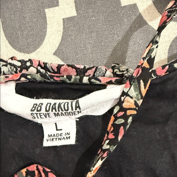 BB Dakota by Steve Madden Black Floral Tie-Neck Sundress - Picture 3 of 5